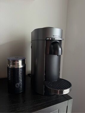 Nespresso vertuo machine and aeroccino frother bundle